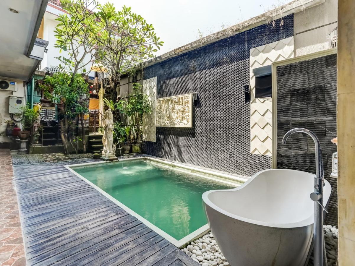 Antara Sunset Road Hotel Legian Exterior foto